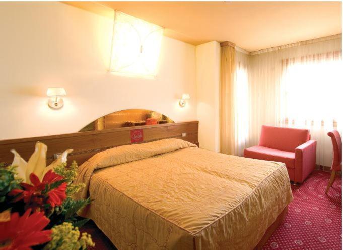 Hotel Ristorante La Casona Feltre Eksteriør bilde