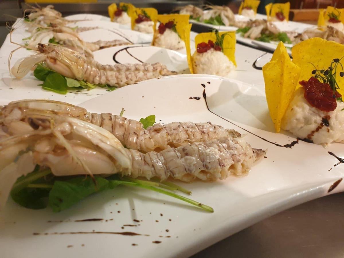 Hotel Ristorante La Casona Feltre Eksteriør bilde
