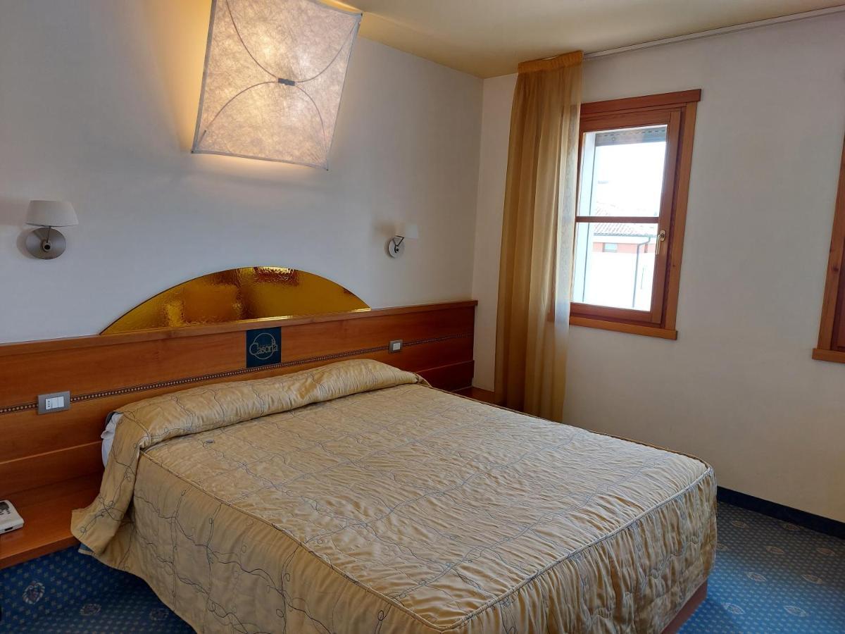 Hotel Ristorante La Casona Feltre Eksteriør bilde