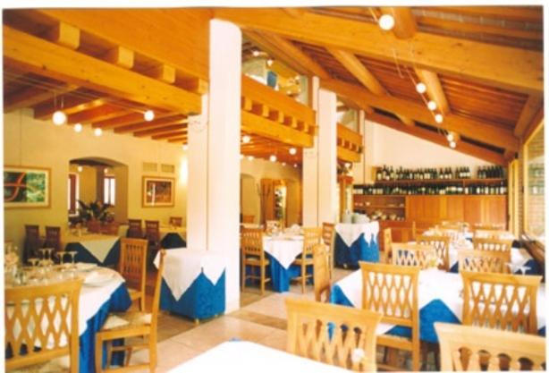 Hotel Ristorante La Casona Feltre Eksteriør bilde