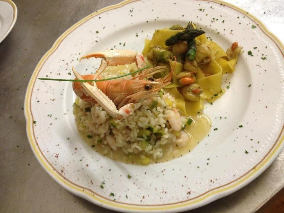Hotel Ristorante La Casona Feltre Eksteriør bilde